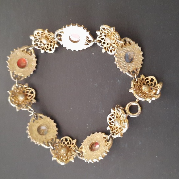 Vintage Jewelry Bundle - Picture 3 of 7